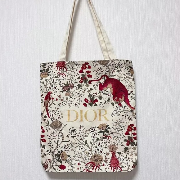 🌟NEW DIOR BEAUTY CANVAS TOTE🌟 - Picture 2 of 4